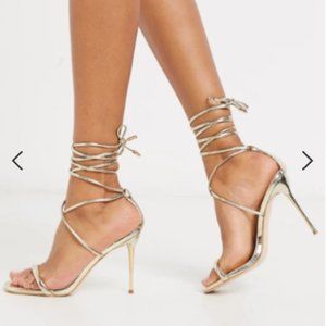 NWOT Simmi Jamaica Gold Python Heeled Sandals 7